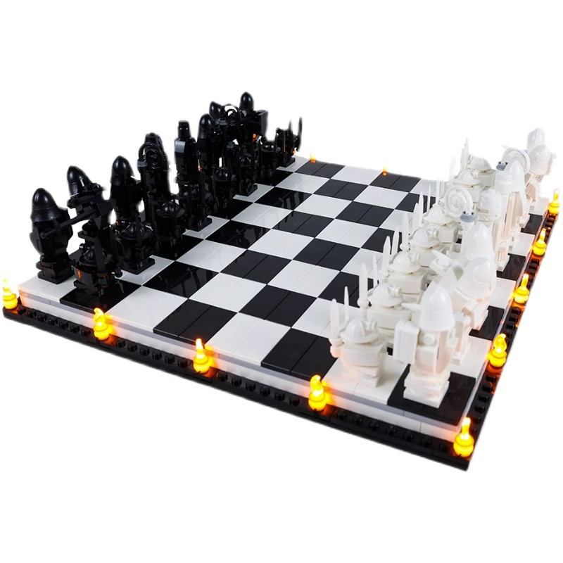 Wizard Chess Magic  Building Set, 876+ Pieces, 4 minifigures